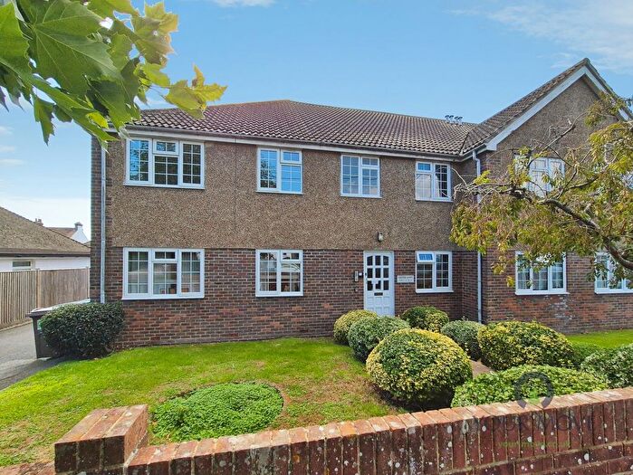 2 Bedroom Flat To Rent In Albert Road, Polegate, East Sussex, BN26