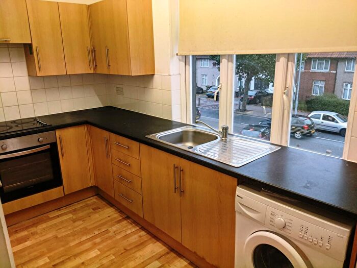 2 Bedroom Flat To Rent In The Beacon, Oxlow Lane, Dagenham, RM10