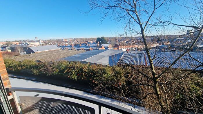 2 Bedroom Flat To Rent In Aldbourne Road, Coventry, CV1