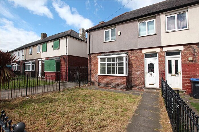 3 Bedroom End Terrace House For Sale In Eden Road, Middlesbrough, TS4