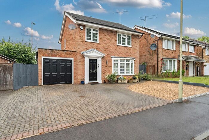 3 Bedroom Detached House For Sale In Kilowna Close, Charvil, Reading, Berkshire, RG10