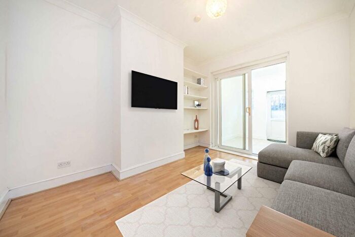 3 Bedroom Property To Rent In Cromer Road, Tooting, SW17