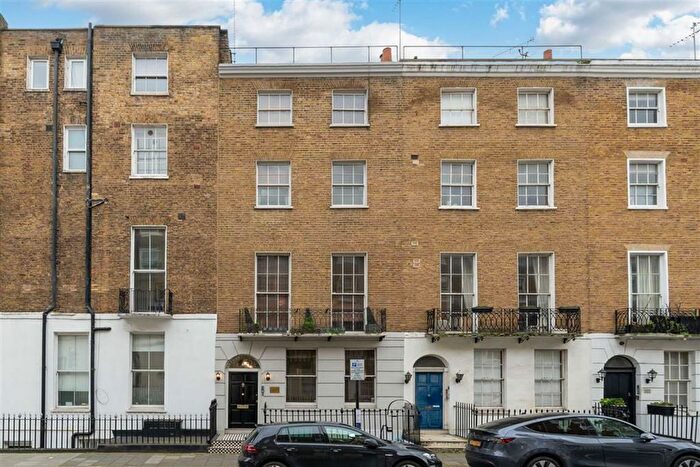 2 Bedroom Flat To Rent In York Street, Marylebone, W1H