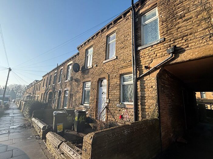 2 Bedroom Terraced House For Sale In Radnor Street, Bradford, BD3