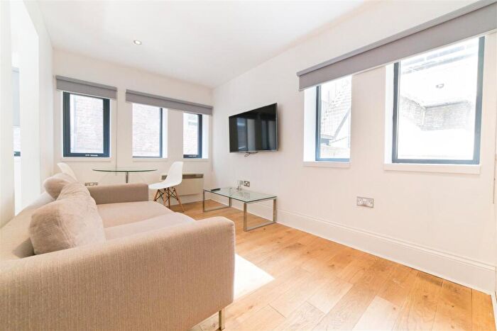 1 Bedroom Apartment To Rent In Grainger Street, Newcastle Upon Tyne, NE1