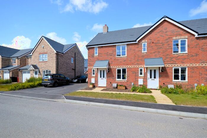 2 Bedroom Terraced House To Rent In Townsend Drive, Selsey, West Sussex, PO20