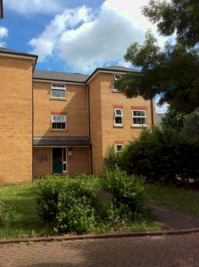 1 Bedroom Flat To Rent In Maynard Court, Harston Drive, Enfield, Greater London, EN3