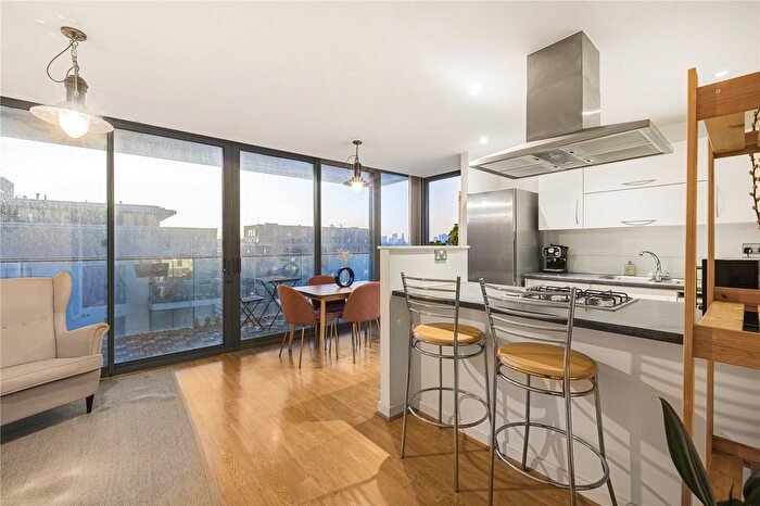 1 Bedroom Flat To Rent In Stainsby Road, London, E14