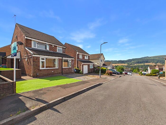4 Bedroom Detached House For Sale In Pontymason Court, Newport, NP10