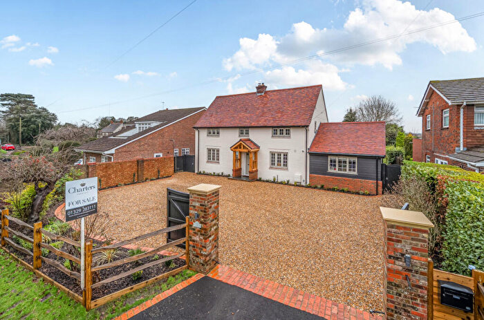 3 Bedroom Detached House For Sale In Catisfield Lane, Fareham, Hampshire, PO15