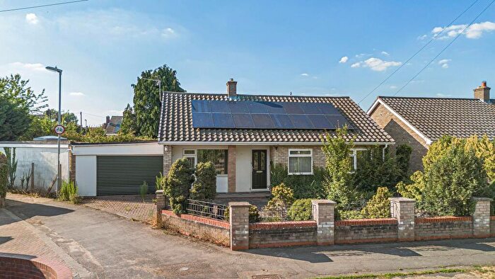 3 Bedroom Detached Bungalow For Sale In Mill Road, Hartford, Huntingdon., PE29