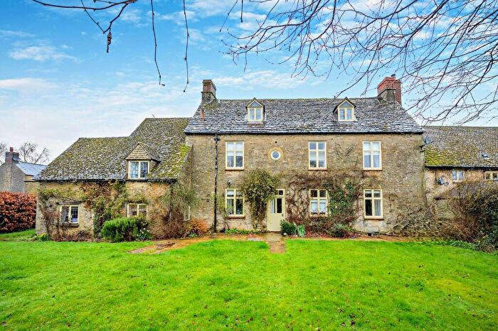 5 Bedroom Semi-Detached House To Rent In Queen Street, Farthinghoe, Brackley, Northamptonshire, NN13