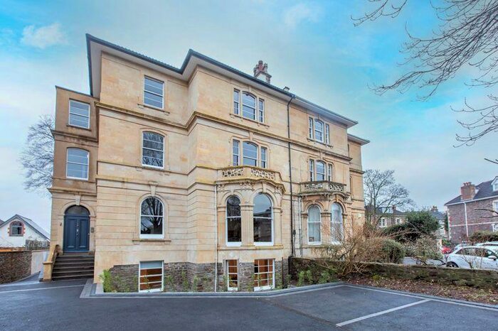 1 Bedroom Flat To Rent In Cambridge Park, Bristol, BS6