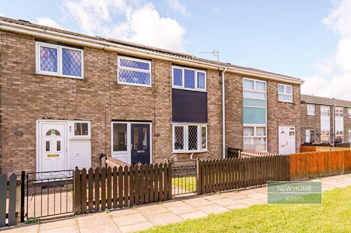 3 Bedroom Terraced House For Sale In Westerdale Way, Grimsby, DN37