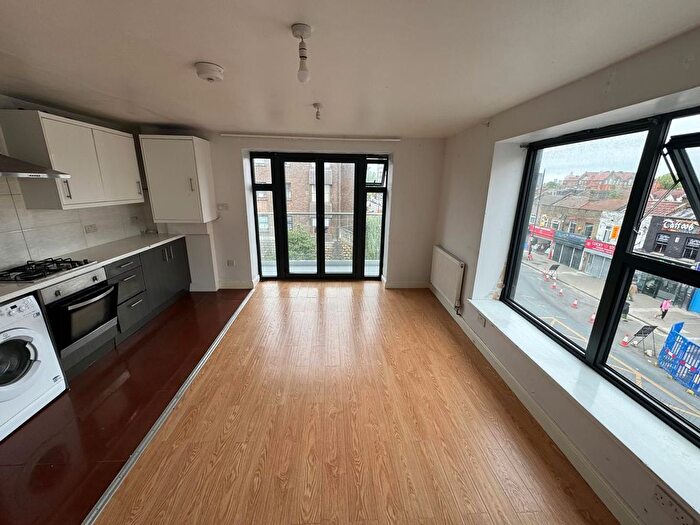 2 Bedroom Flat To Rent In Flat - Barking Road, London, E6