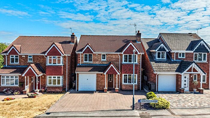 4 Bedroom Detached House For Sale In Juniper Close, Bedworth, Warwickshire, CV12