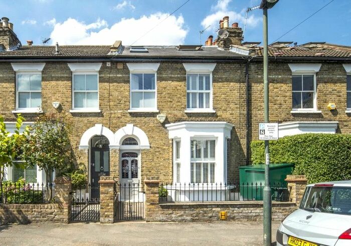 4 Bedroom Terraced House To Rent In Raleigh Road, Richmond, Surrey, TW9