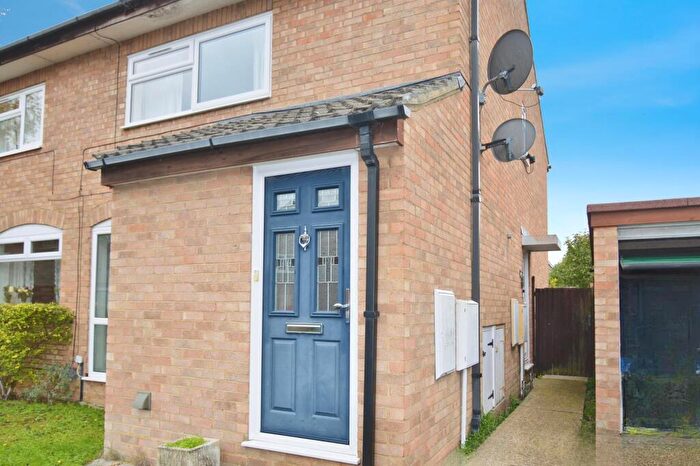 1 Bedroom Maisonette To Rent In College Town, Sandhurst, GU47