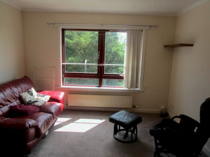 2 Bedroom Flat To Rent In Thurso Crescent, Dundee, DD2