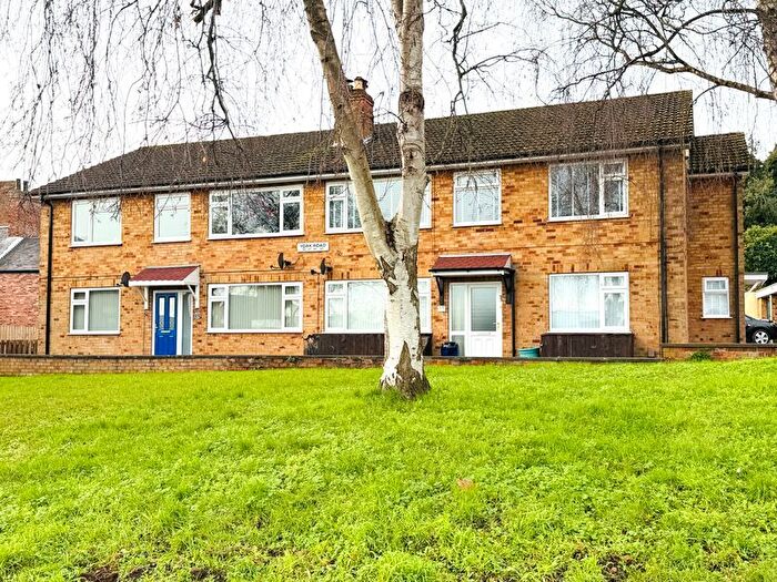 2 Bedroom Flat For Sale In York Road, Acomb, York, YO24