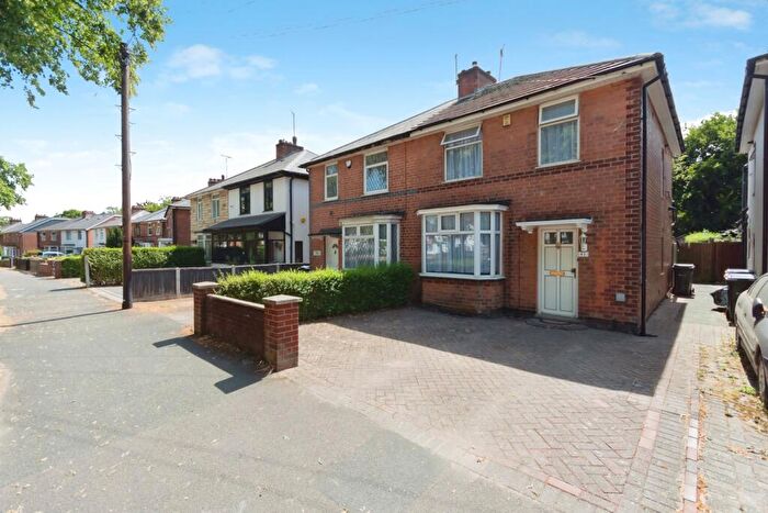 3 Bedroom Semi Detached House For Sale In Olton Boulevard East, Birmingham, West Midlands, B27