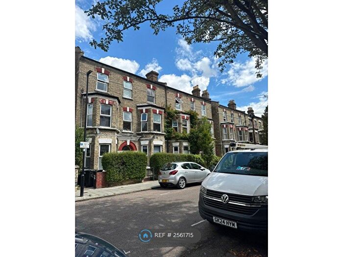 2 Bedroom Flat To Rent In Lambert Road, London, SW2