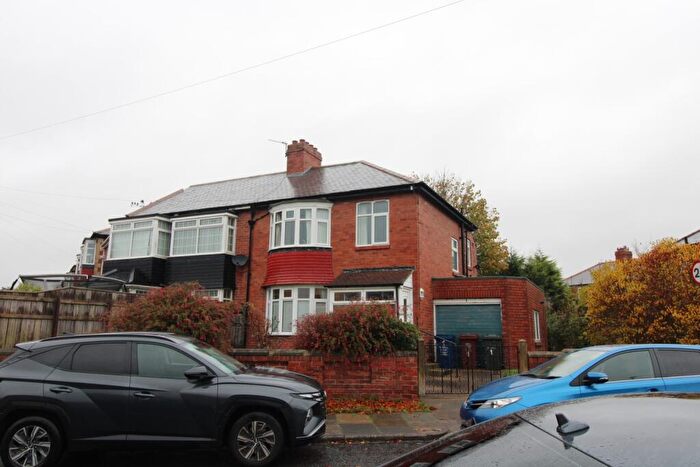 3 Bedroom Semi Detached House For Sale In Sandringham Road, East Denton, Newcastle Upon Tyne, Tyne And Wear, NE5