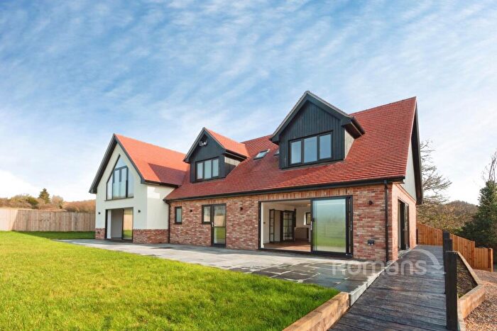 4 Bedroom Detached House To Rent In Cufaude Lane, Bramley, Tadley, RG26