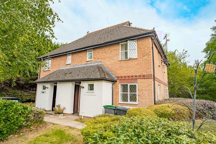 1 Bedroom End Of Terrace House To Rent In Ash Grove, Dunmow, CM6