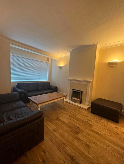 3 Bedroom Terraced House To Rent In Malvern Avenue, London, E4