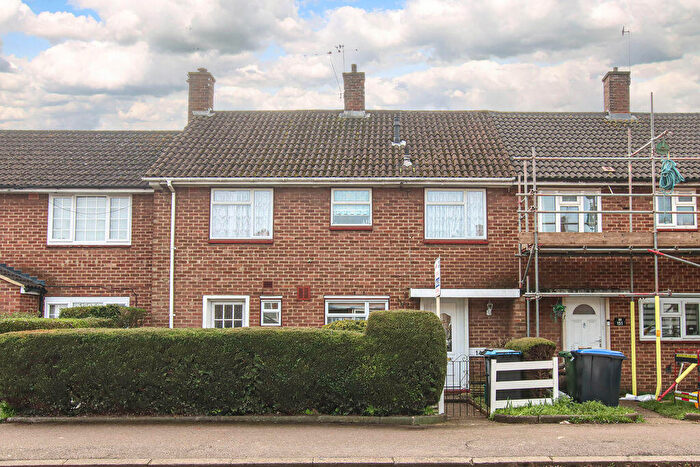 3 Bedroom Terraced House For Sale In Windmill Road, Hemel Hempstead, HP2