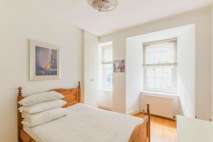 1 Bedroom Flat To Rent In Westmoreland Street, Marylebone, London, W1G