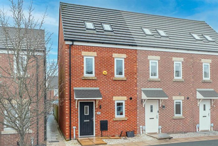 3 Bedroom End Of Terrace House For Sale In Halifax Drive, Buckshaw Village, Chorley, PR7