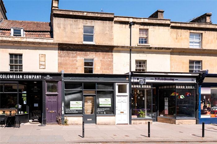 3 Bedroom Maisonette To Rent In Claverton Buildings, BA2