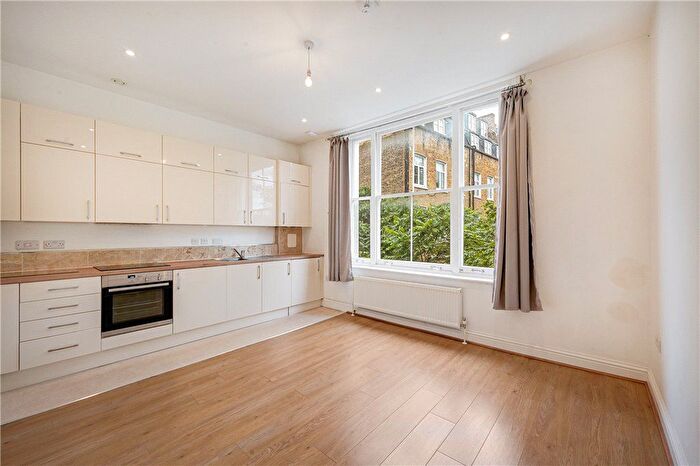 1 Bedroom Flat To Rent In Trebovir Road, Earls Court, London, SW5