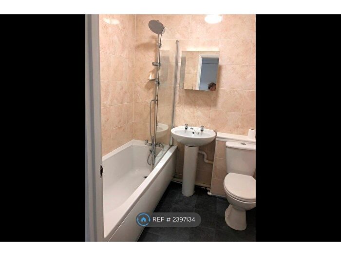 1 Bedroom Flat To Rent In Beaconsfield Villas, Brighton, BN1
