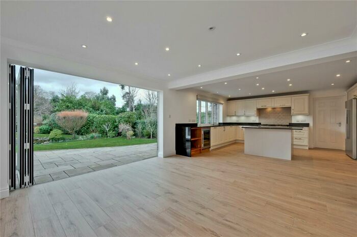 5 Bedroom Detached House To Rent In Hillview Road, Claygate, Esher, Surrey, KT10