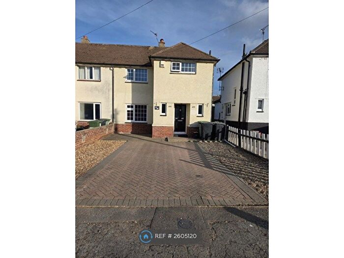 2 Bedroom Semi-Detached House To Rent In Cambridge Crescent, Maidstone, ME15