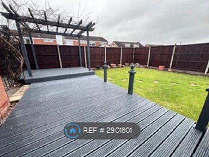 3 Bedroom Semi-Detached House To Rent In Pitton Close, Wigston, LE18