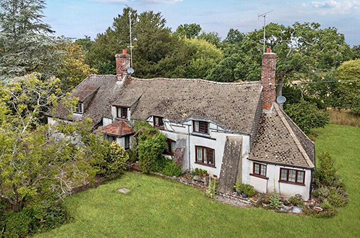 4 Bedroom Detached House For Sale In Salisbury Road, Plaitford, Romsey, Hampshire, SO51