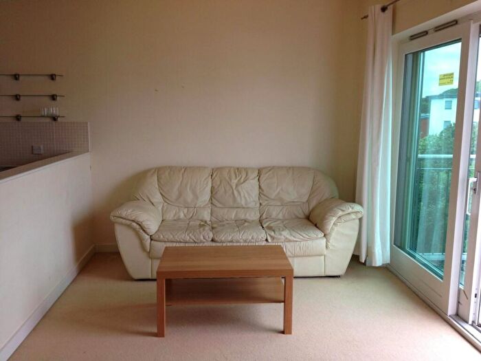 2 Bedroom Flat To Rent In Anglesea Terrace, Southampton, SO14