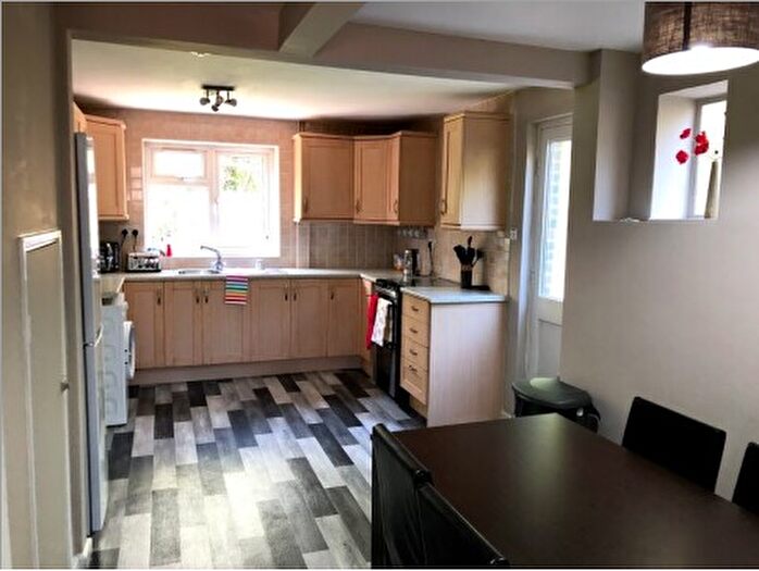 1 Bedroom House To Rent In Southgate, RH10