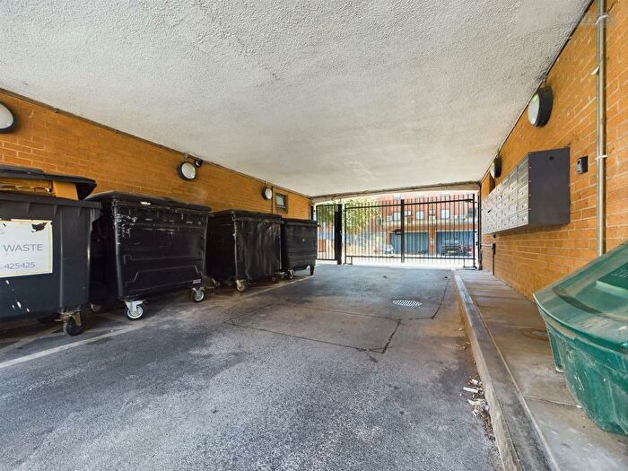 2 Bedroom Flat For Sale In Central Court, Lincoln Road, Peterborough, PE1