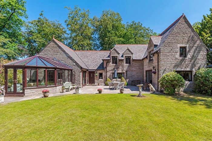 4 Bedroom Detached House For Sale In Chester Road, Oakmere, CW8