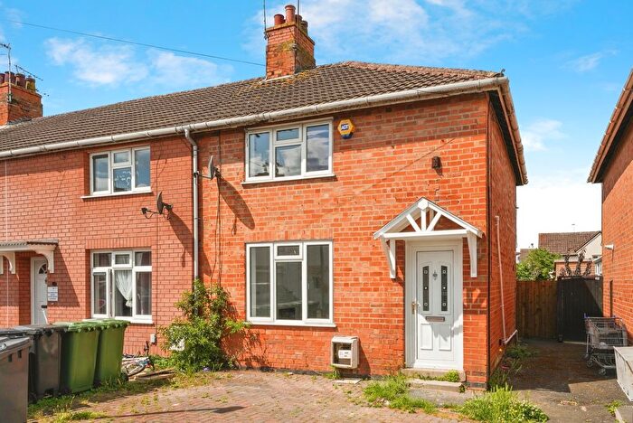 3 Bedroom Semi-detached House For Sale In Edward Street, Evesham, Worcestershire, WR11