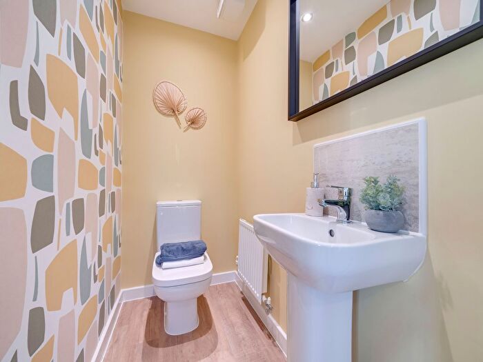 4 Bedroom Detached House For Sale In "The Himbleton" At Bloxham Road, Banbury, OX16
