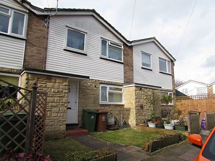 3 Bedroom Terraced House To Rent In Endale Close, Carshalton, SM5