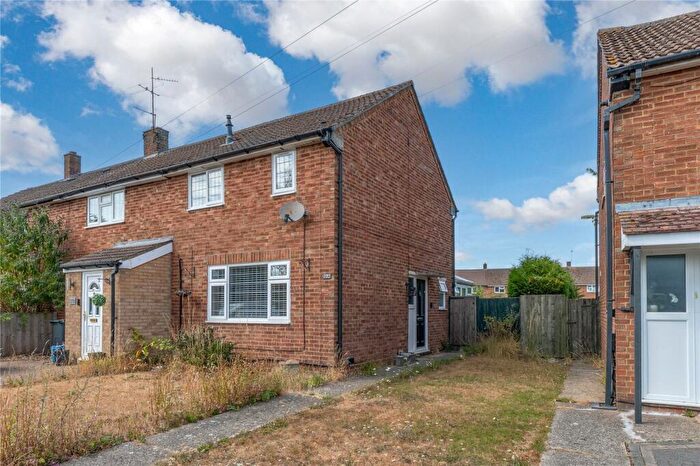 2 Bedroom End Of Terrace House For Sale In Chesford Road, Luton, Bedfordshire, LU2