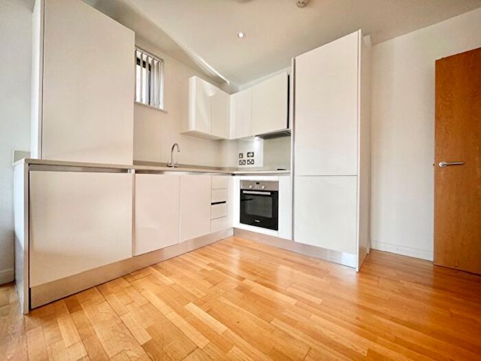 1 Bedroom Flat To Rent In Avonmore Place, London, W14