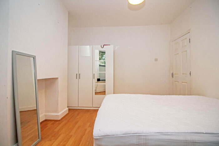 3 Bedroom Property To Rent In Plender Street, London, NW1